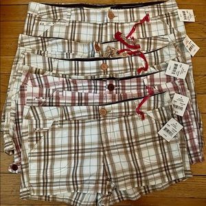 Pack of 5 shorts. Brand new! Start your own business right now!